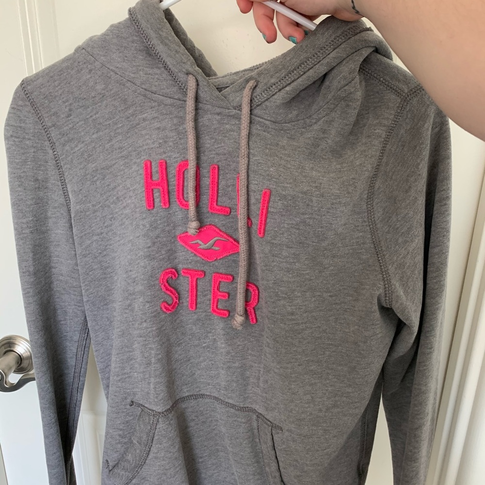 Hollister Sweatshirt Medium